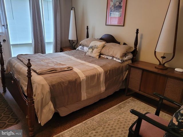 3743 CHAIN BRIDGE ROAD, Fairfax, VA 22030