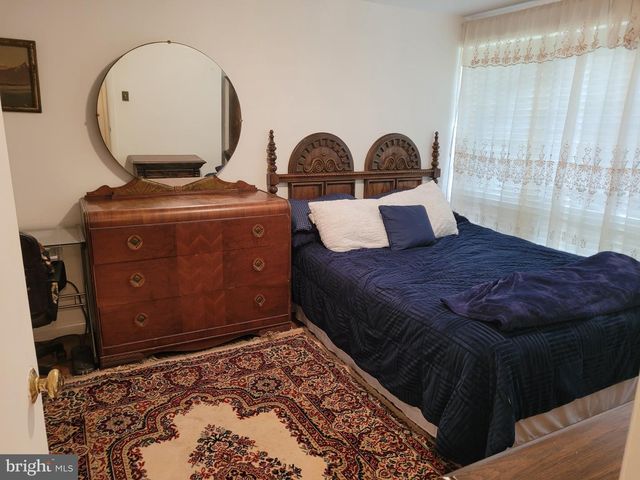 3743 CHAIN BRIDGE ROAD, Fairfax, VA 22030