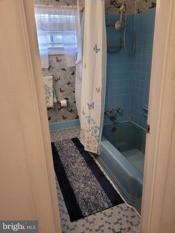 3743 CHAIN BRIDGE ROAD, Fairfax, VA 22030