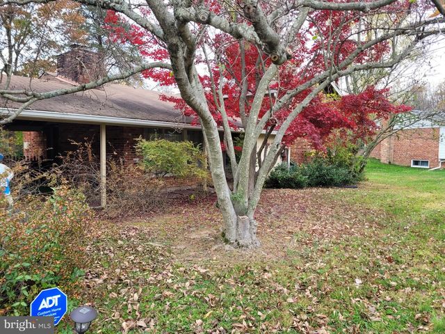 3743 CHAIN BRIDGE ROAD, Fairfax, VA 22030