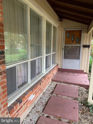 3743 CHAIN BRIDGE ROAD, Fairfax, VA 22030