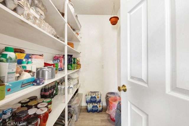 42804 Barnstead Drive, Lake Hughes, CA 93532