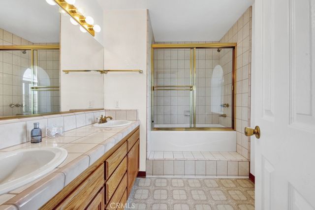 42804 Barnstead Drive, Lake Hughes, CA 93532