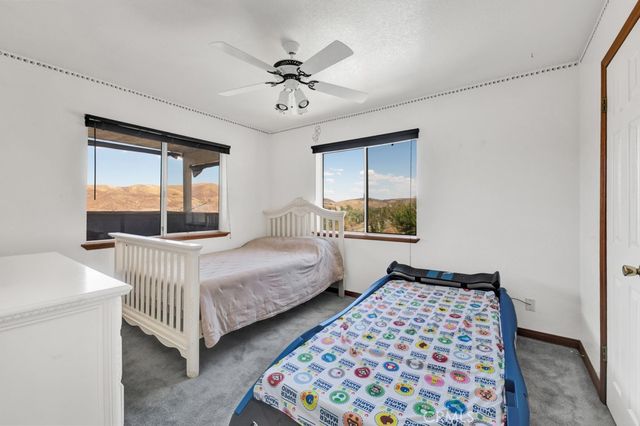 42804 Barnstead Drive, Lake Hughes, CA 93532