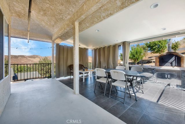 42804 Barnstead Drive, Lake Hughes, CA 93532