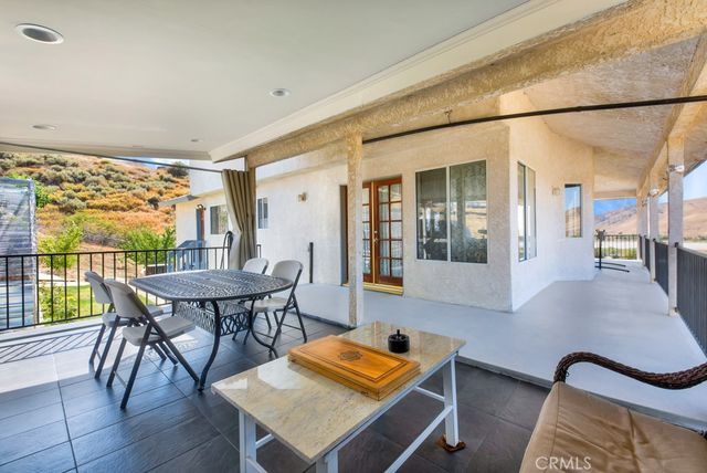 42804 Barnstead Drive, Lake Hughes, CA 93532