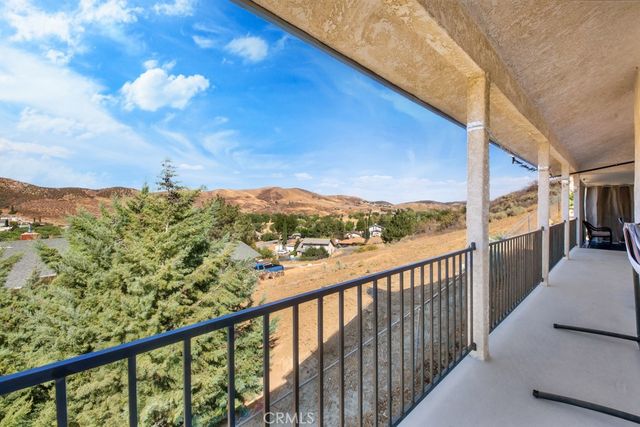 42804 Barnstead Drive, Lake Hughes, CA 93532