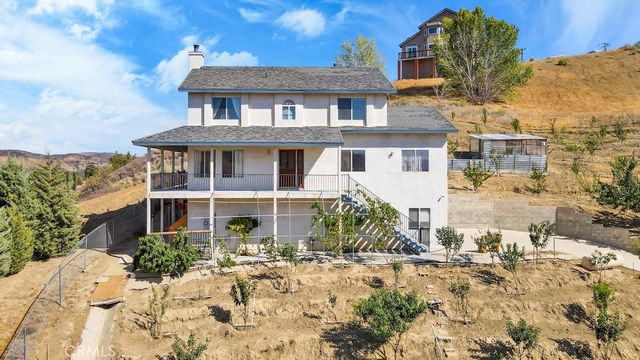 42804 Barnstead Drive, Lake Hughes, CA 93532