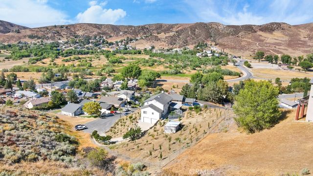 42804 Barnstead Drive, Lake Hughes, CA 93532