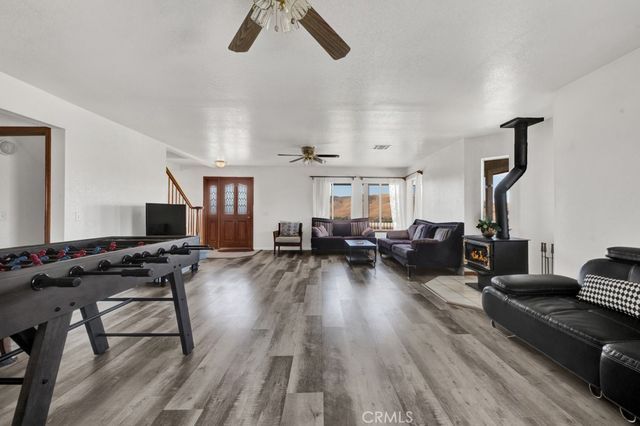 42804 Barnstead Drive, Lake Hughes, CA 93532