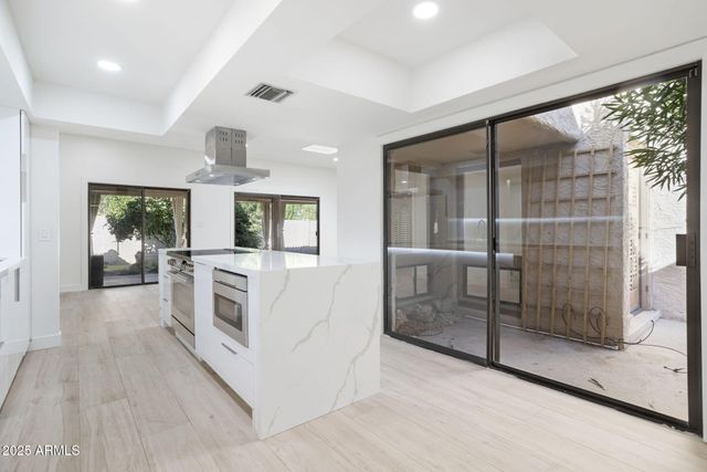 4525 N 66TH Street 122, Scottsdale, AZ 85251