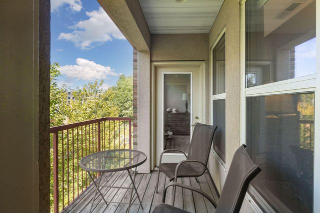 680 N 2nd Street 401, Minneapolis, MN 55401