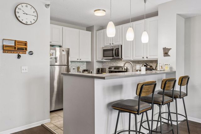 680 N 2nd Street 401, Minneapolis, MN 55401