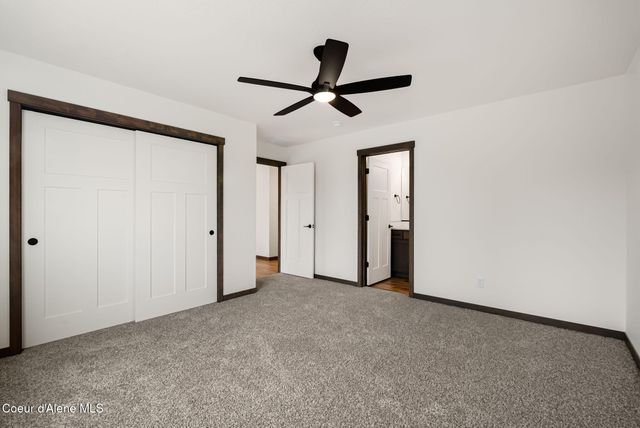 2302 Maverick Ct, Sandpoint, ID 83864