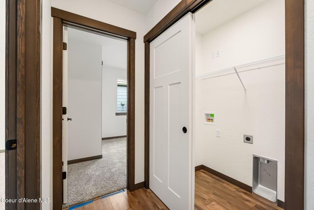 2302 Maverick Ct, Sandpoint, ID 83864