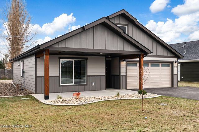 2302 Maverick Ct, Sandpoint, ID 83864