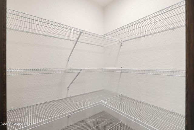 2302 Maverick Ct, Sandpoint, ID 83864