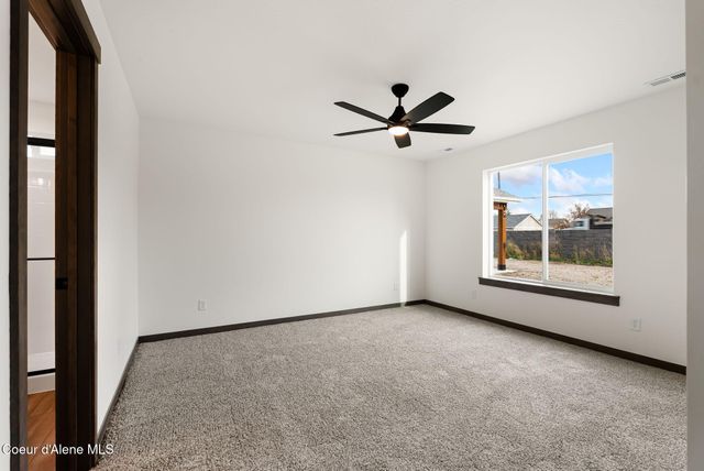 2302 Maverick Ct, Sandpoint, ID 83864