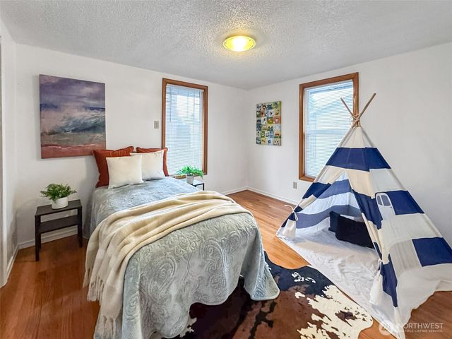 7660 S 126th Street, Seattle, WA 98178