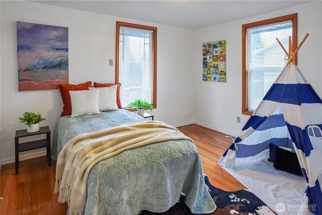 7660 S 126th Street, Seattle, WA 98178