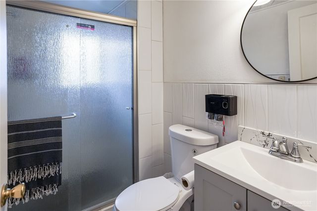 7660 S 126th Street, Seattle, WA 98178