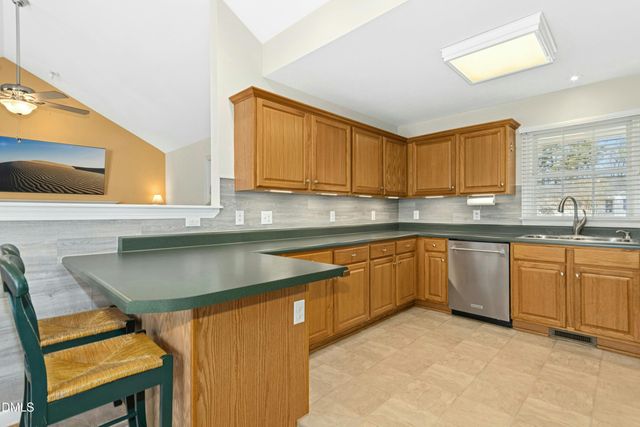 160 Glenmore Circle, Youngsville, NC 27596