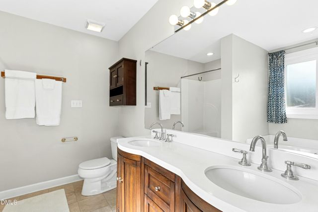 160 Glenmore Circle, Youngsville, NC 27596