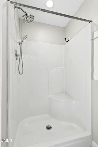 160 Glenmore Circle, Youngsville, NC 27596