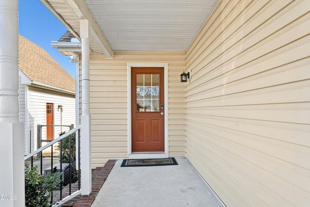 160 Glenmore Circle, Youngsville, NC 27596