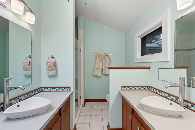 1031 Lakeview Drive, Mount Pleasant, SC 29464