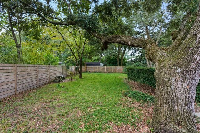 1031 Lakeview Drive, Mount Pleasant, SC 29464