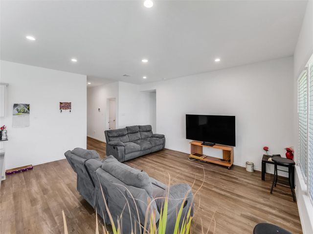 40519 Crisp Beech Street, Magnolia, TX 77354