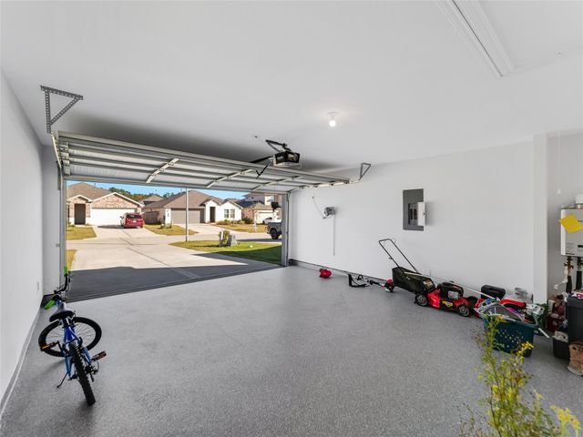 40519 Crisp Beech Street, Magnolia, TX 77354