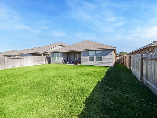 40519 Crisp Beech Street, Magnolia, TX 77354