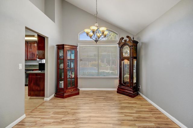 9416 Redwater Dr, Antelope, CA 95843