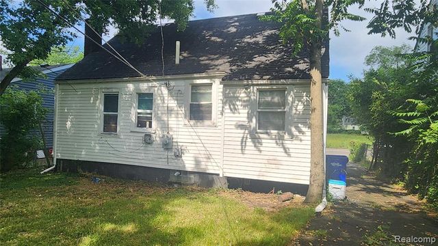 18480 Evergreen Road, Detroit, MI 48219