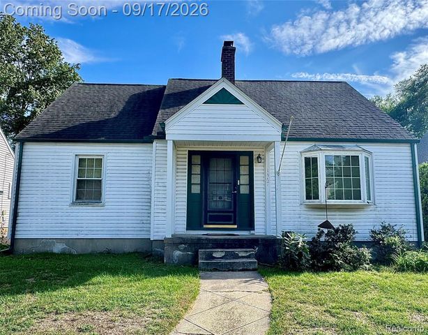 1367 W Saratoga Street, Ferndale, MI 48220
