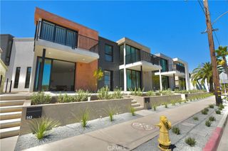 243 Seal Beach Blvd, Seal Beach, CA 90740