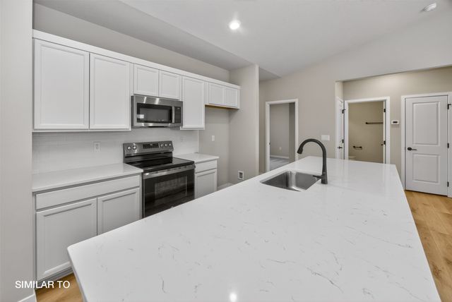 601 Walker Street, Polk City, IA 50226