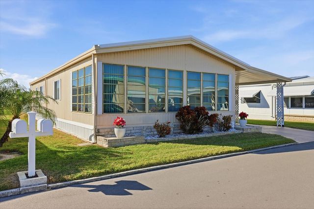 2045 HILO DRIVE, Holiday, FL 34691