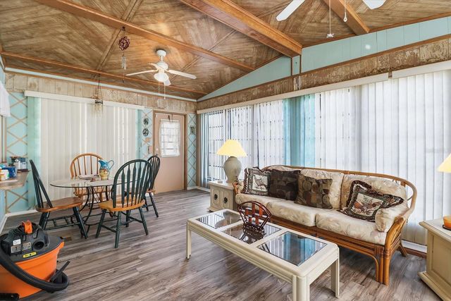 2045 HILO DRIVE, Holiday, FL 34691