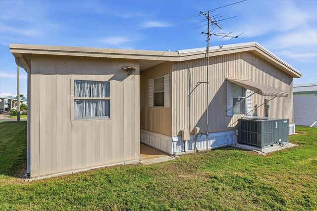 2045 HILO DRIVE, Holiday, FL 34691