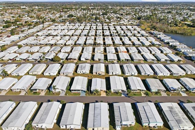 2045 HILO DRIVE, Holiday, FL 34691