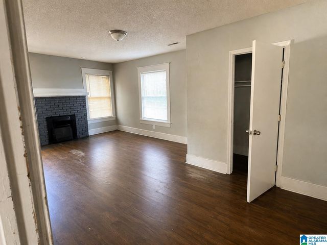 2608 AVENUE T, Birmingham, AL 35218