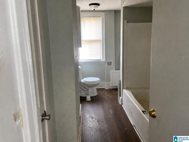2608 AVENUE T, Birmingham, AL 35218