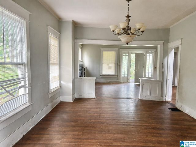 2608 AVENUE T, Birmingham, AL 35218