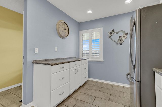 6901 SE Constitution Boulevard 204, Hobe Sound, FL 33455