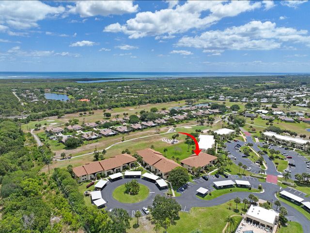 6901 SE Constitution Boulevard 204, Hobe Sound, FL 33455