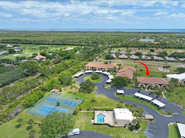 6901 SE Constitution Boulevard 204, Hobe Sound, FL 33455