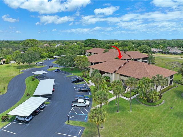 6901 SE Constitution Boulevard 204, Hobe Sound, FL 33455